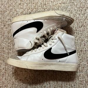 Nike Blazers mid 77’ white/black size 6.5 woman’s !